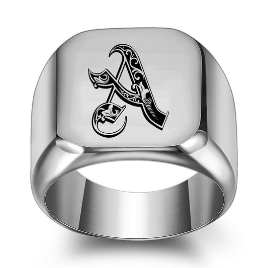 Klassisk Noble initialring | Vitguld