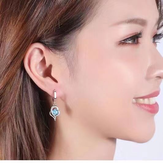 Eclipse hjärtformade örhängen | Vitguld