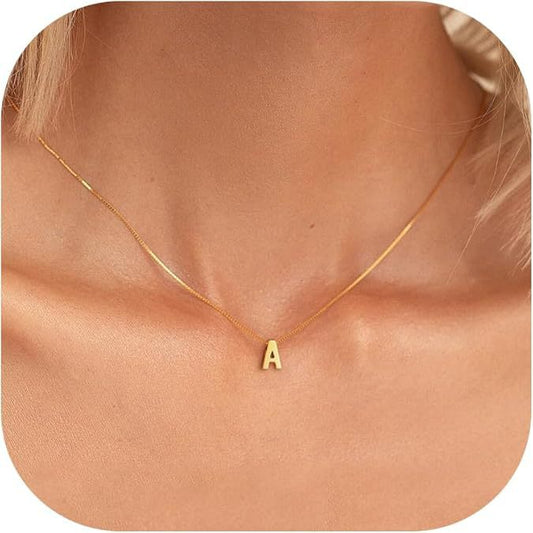 Halsband med initial i kärleksbrevstil | Guld
