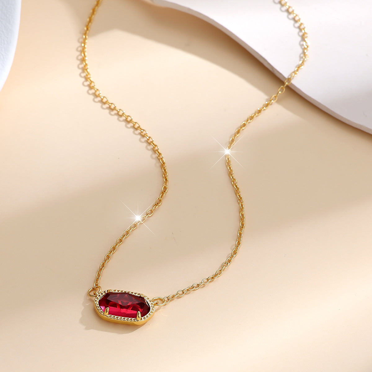 Klassiskt ovalt rubinhalsband | Guld