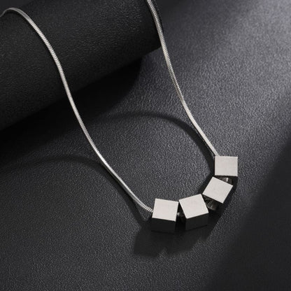 Zaylen Cube Line-halsband | Vitguld