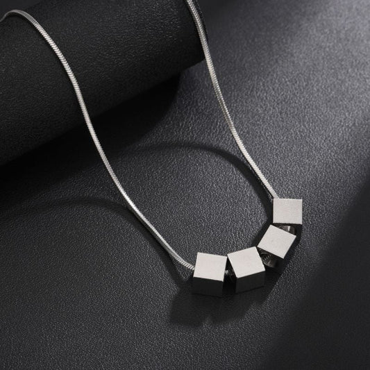 Zaylen Cube Line-halsband | Vitguld