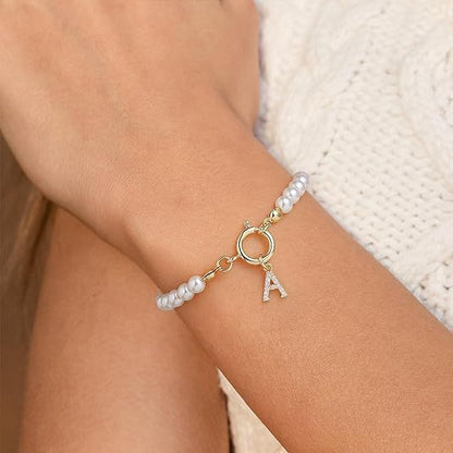 Auden Clé Armband med bokstav | Guld