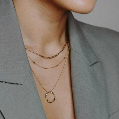 Halsband med tre rader och öppen cirkel | Guld